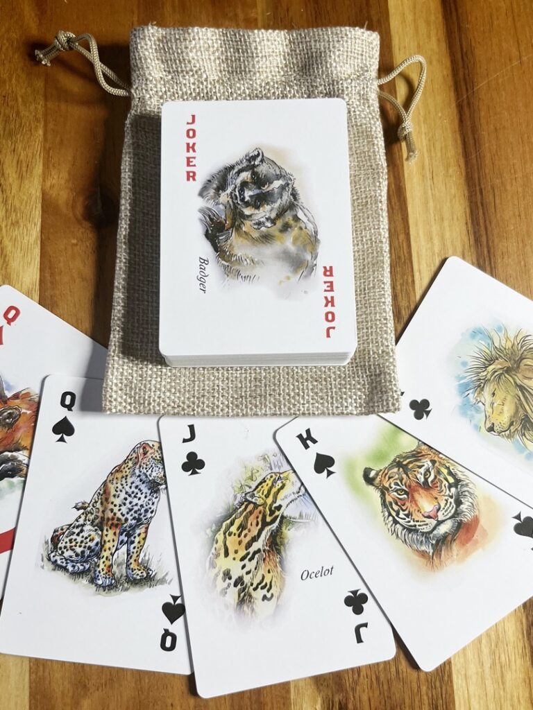 wildlife illustrated playing cards with carrying pouch